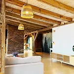 The Barn - Spacious Loft In The Center With Terrace And Ac