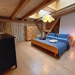 Апартаменты The Barn - Spacious Loft In The Center With Terrace And Ac