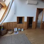 Апартаменты The Barn - Spacious Loft In The Center With Terrace And Ac *