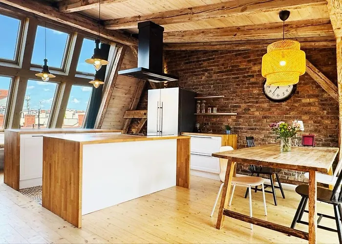 The Barn - Spacious Loft In The Center Lejlighed Katowice