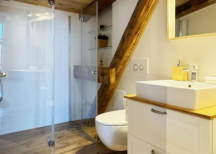 The Barn - Spacious Loft In The Center