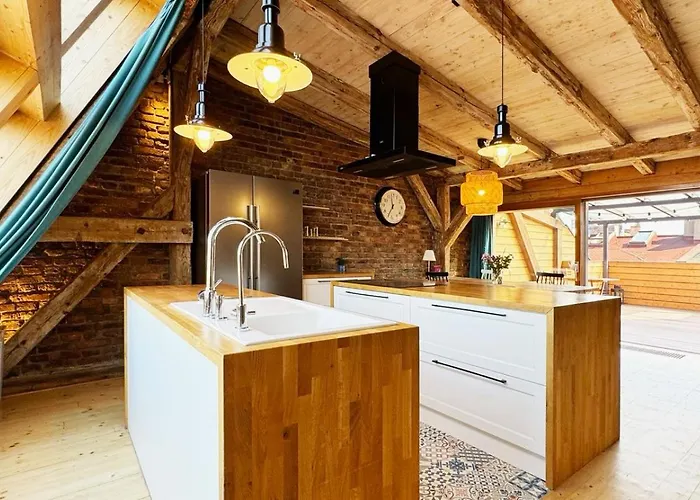 The Barn - Spacious Loft In The Center *