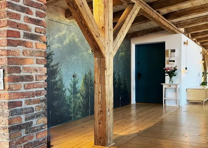 The Barn - Spacious Loft In The Center