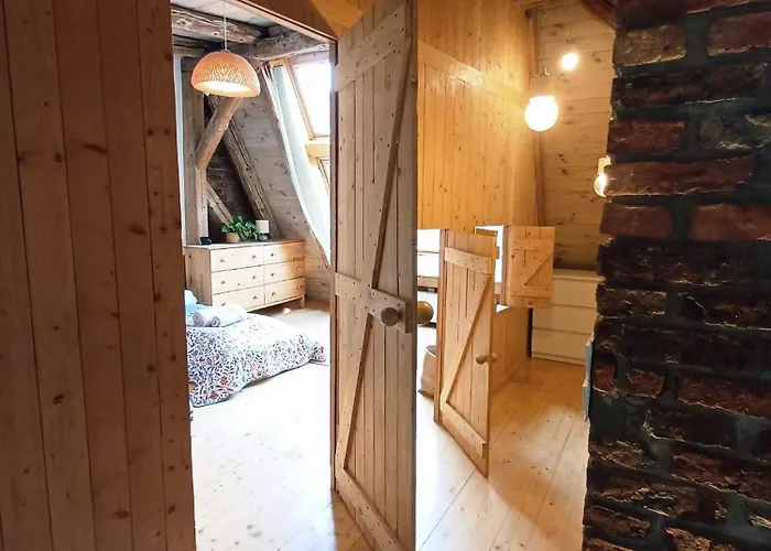 The Barn - Spacious Loft In The Center